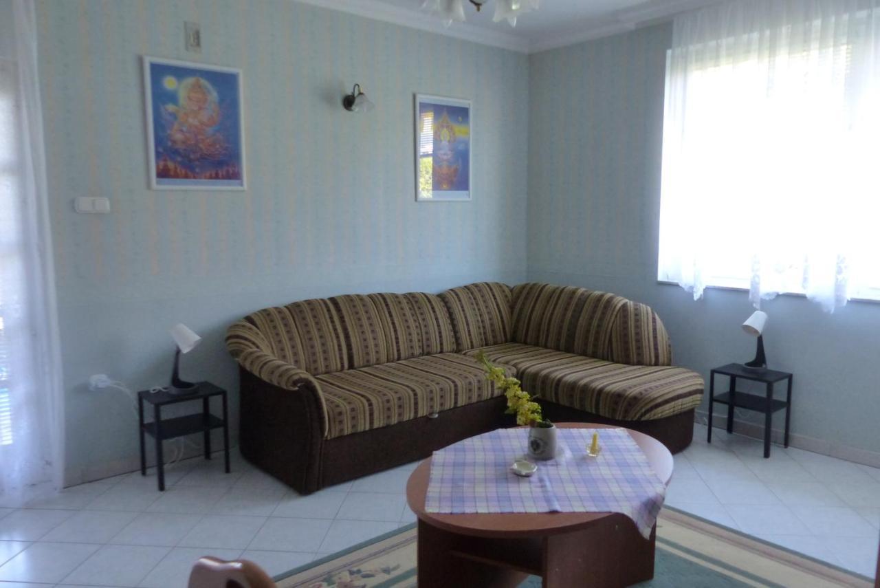 Orwa Apartmanok - Fenyofa Koez Zalakaros Exteriör bild