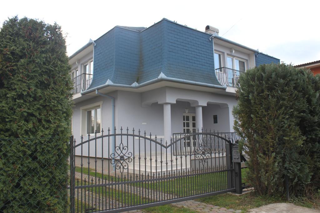 Orwa Apartmanok - Fenyofa Koez Zalakaros Exteriör bild